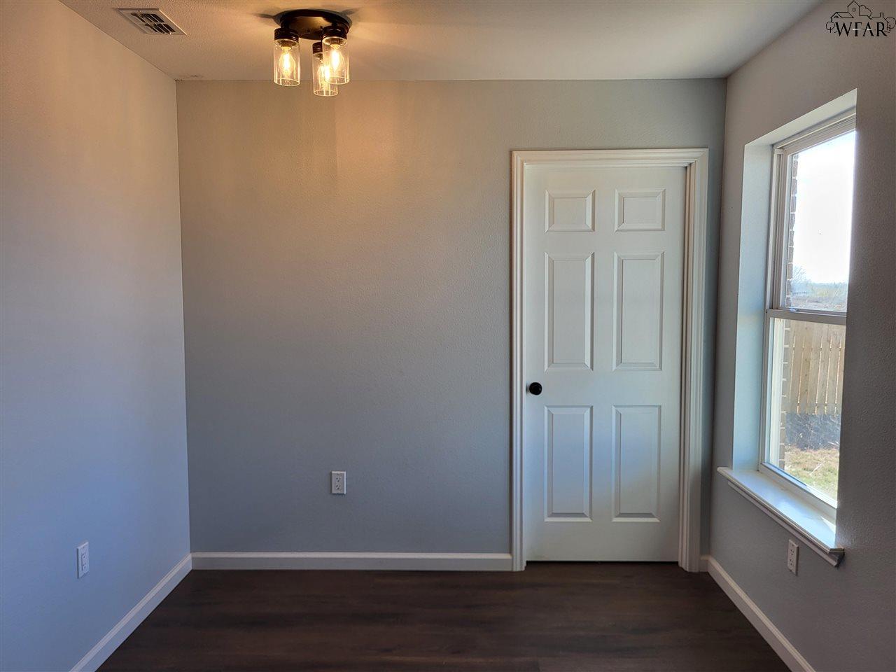 29 Loma Linda Drive, Electra, Texas image 3