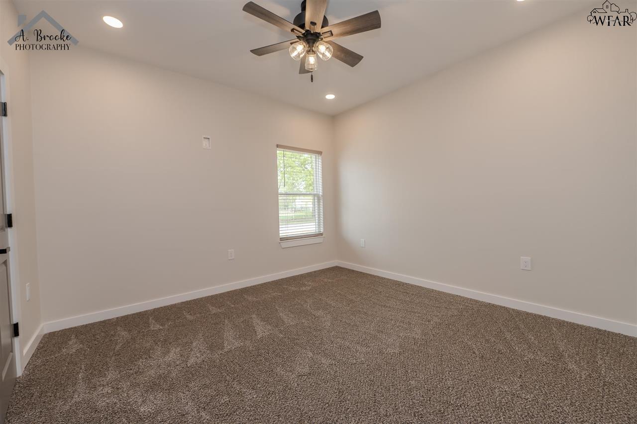 701 Park Street, Burkburnett, Texas image 16