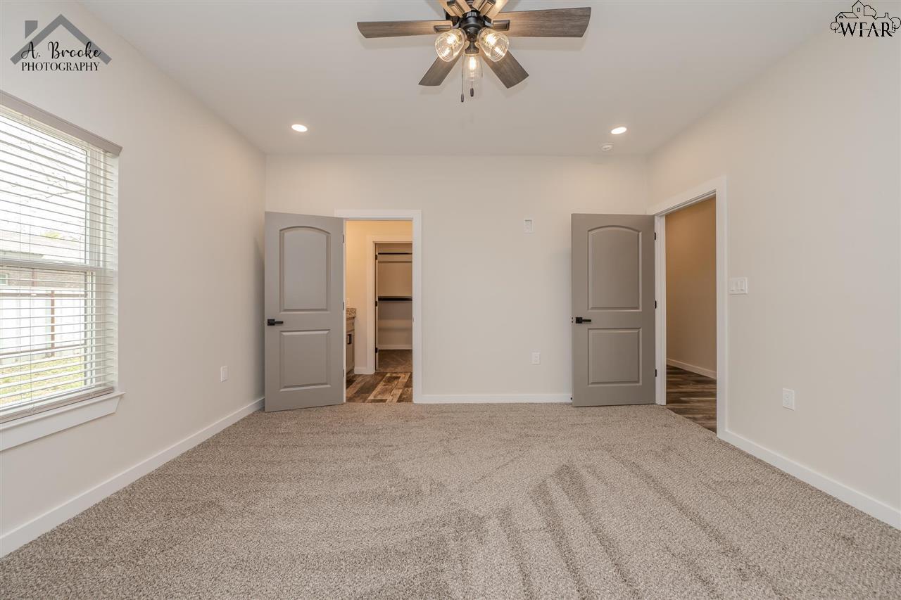 701 Park Street, Burkburnett, Texas image 22