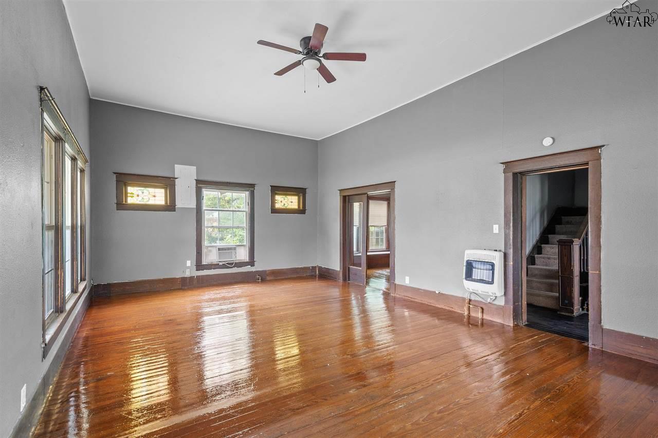816 E Gilbert Street, Henrietta, Texas image 6