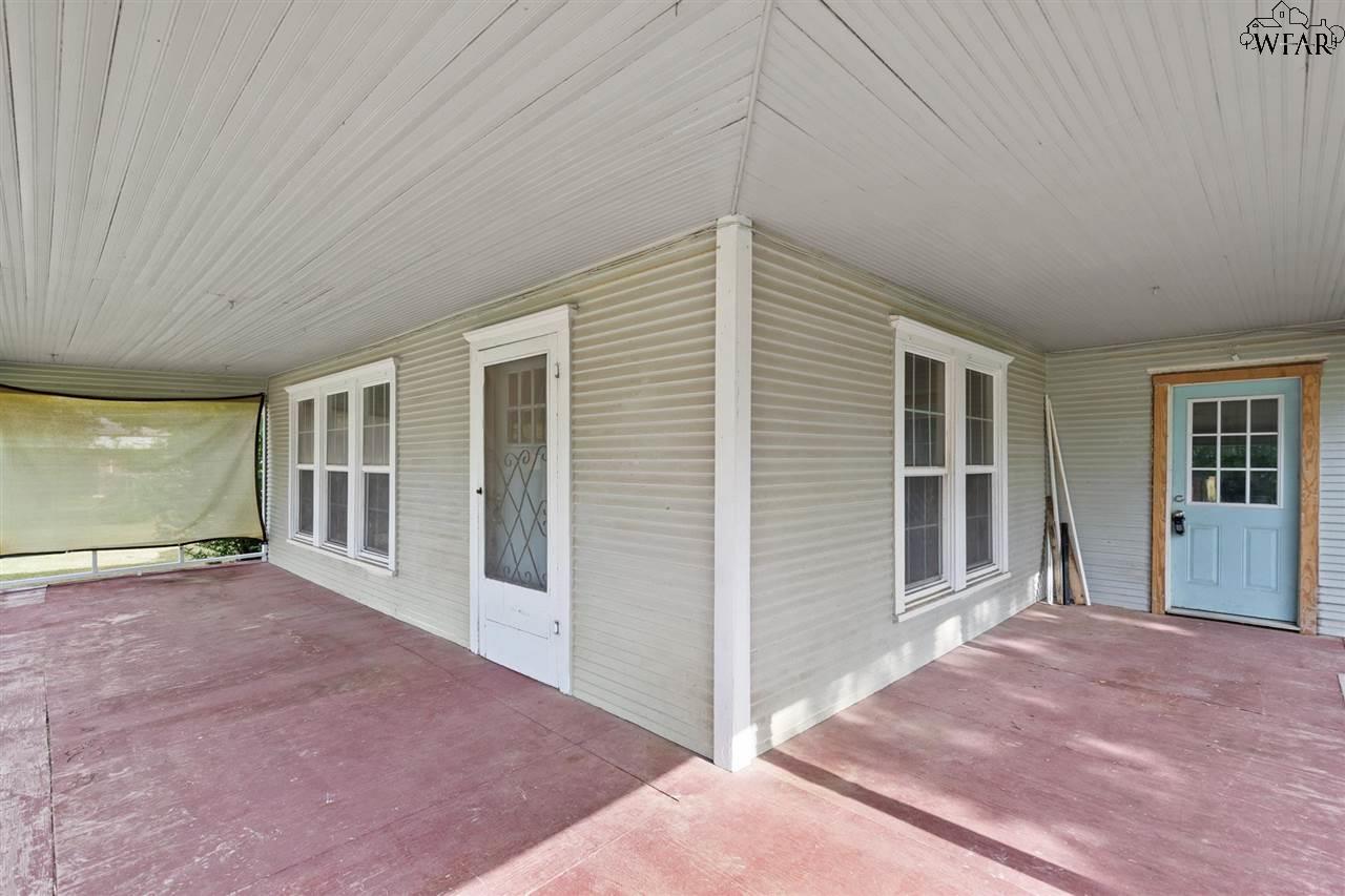 816 E Gilbert Street, Henrietta, Texas image 4