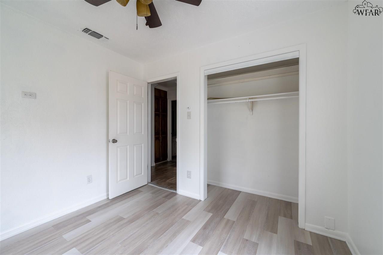 913 Foley Avenue, Iowa Park, Texas image 19