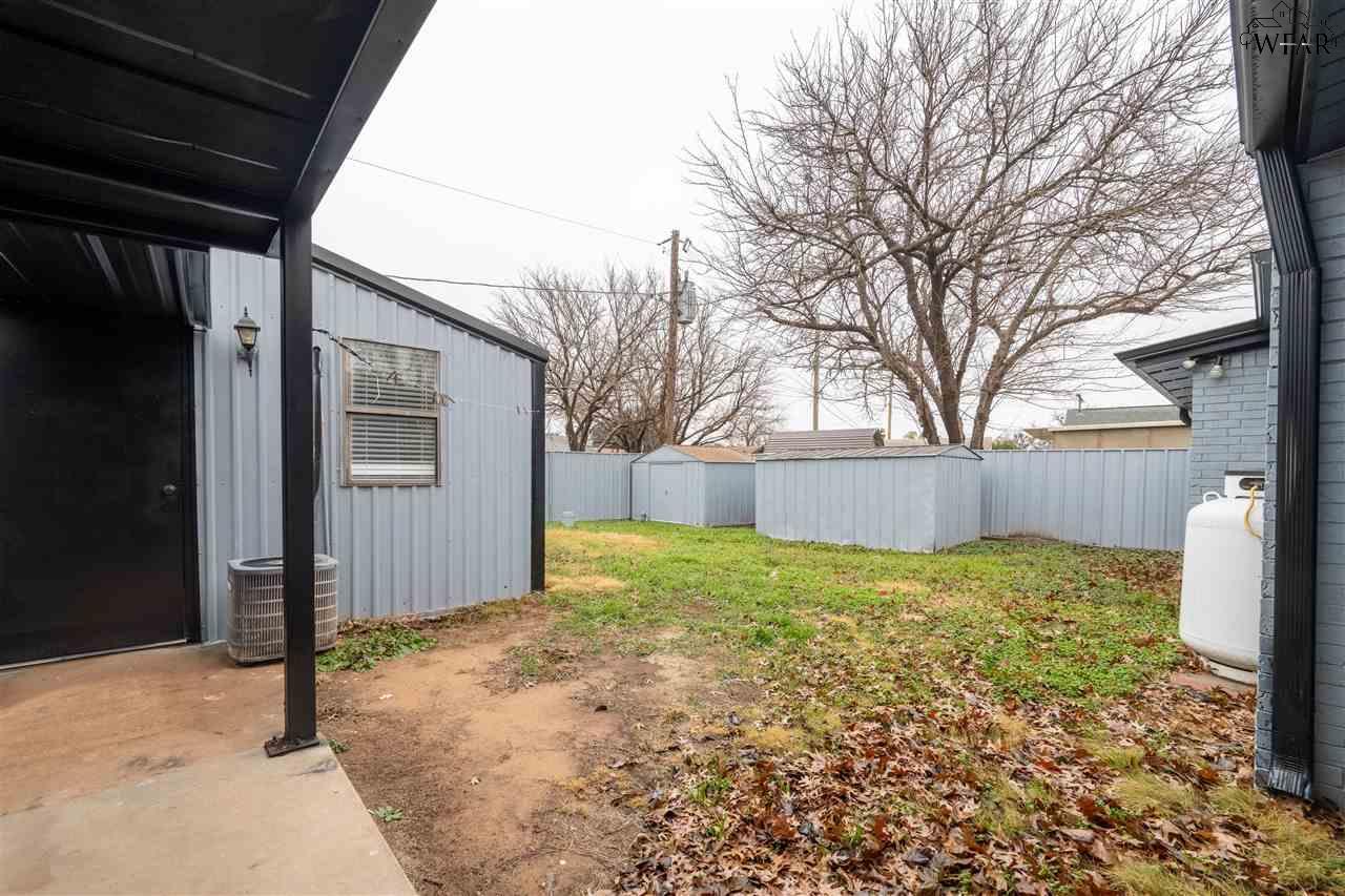 913 Foley Avenue, Iowa Park, Texas image 29
