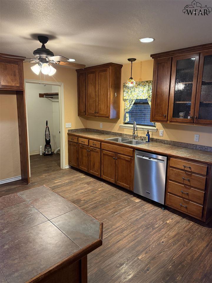 568 Vaughn Road, Burkburnett, Texas image 7