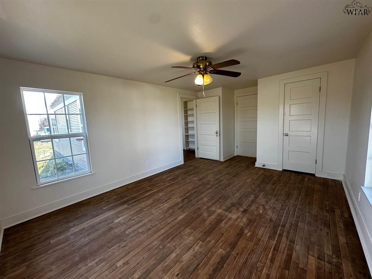 103 W Glisson Avenue, Electra, Texas image 13