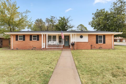 Homes For Sale - 1706 Mary Lane<br/> Wichita Falls, TX 76302