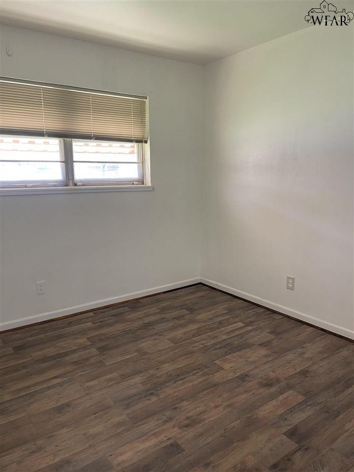 1301 Eleanor Street, Burkburnett, Texas image 10