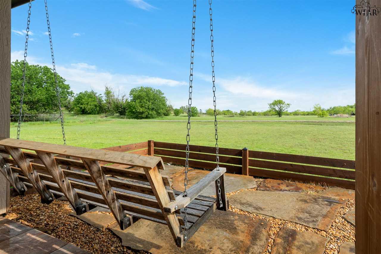 590 Minnetonga Trail, Wichita Falls, Texas image 2