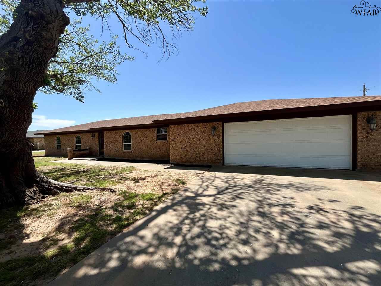 1000 Arthur Street, Burkburnett, Texas image 30