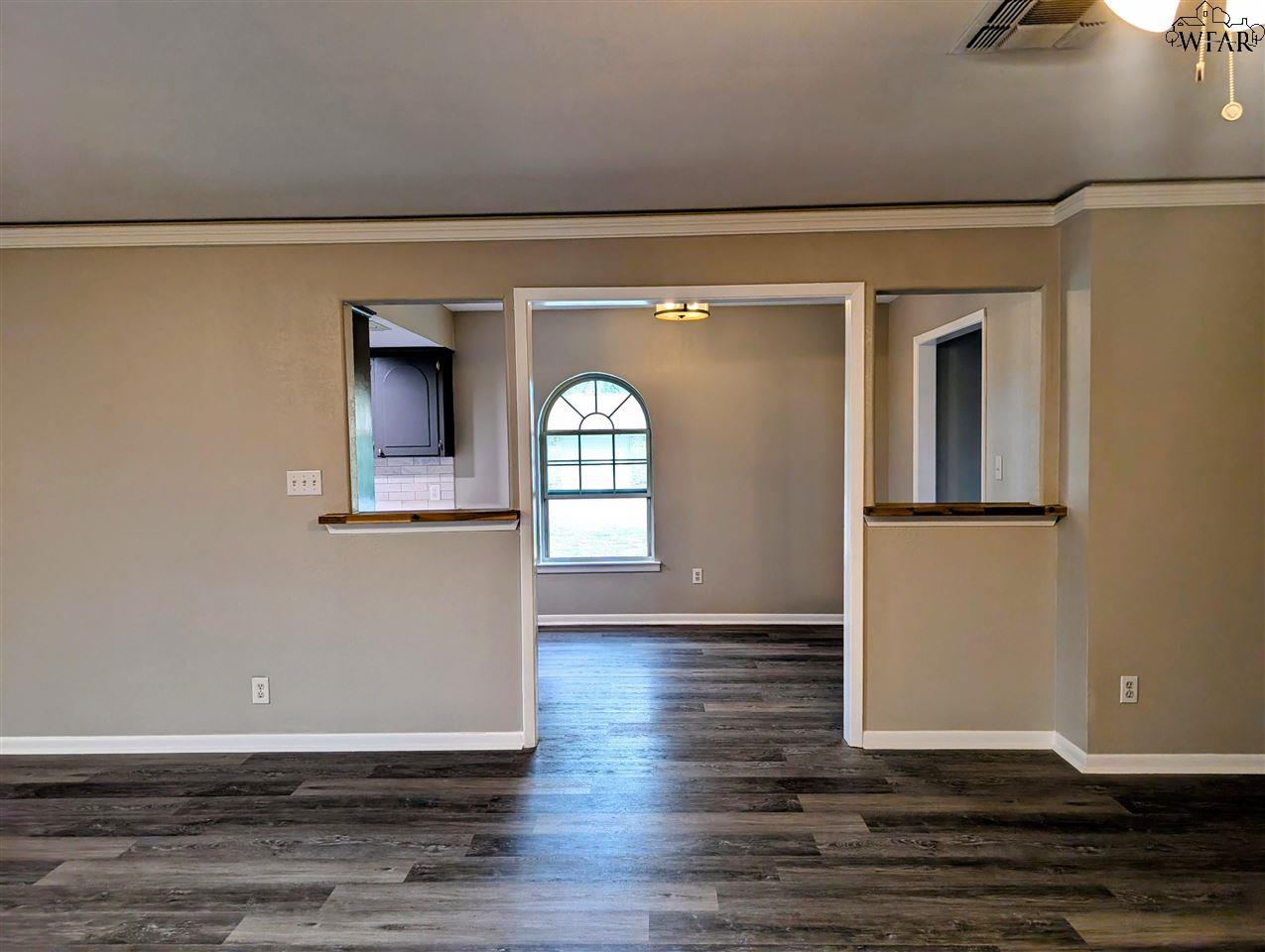 1000 Arthur Street, Burkburnett, Texas image 8