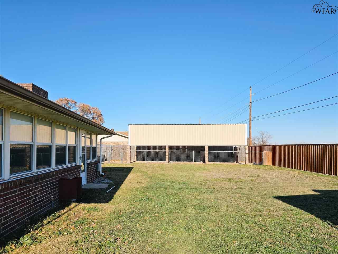 1035 Jan Lee Drive, Burkburnett, Texas image 27