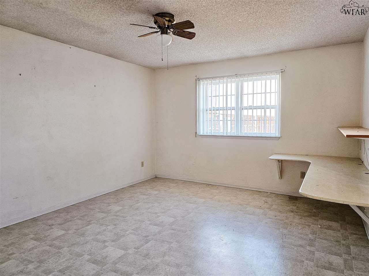 1035 Jan Lee Drive, Burkburnett, Texas image 23
