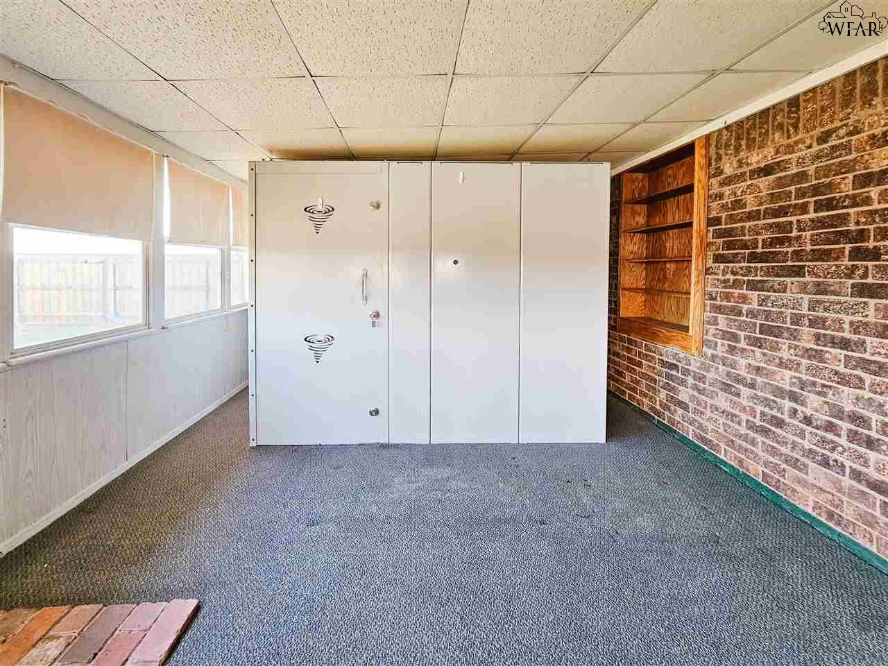 1035 Jan Lee Drive, Burkburnett, Texas image 24