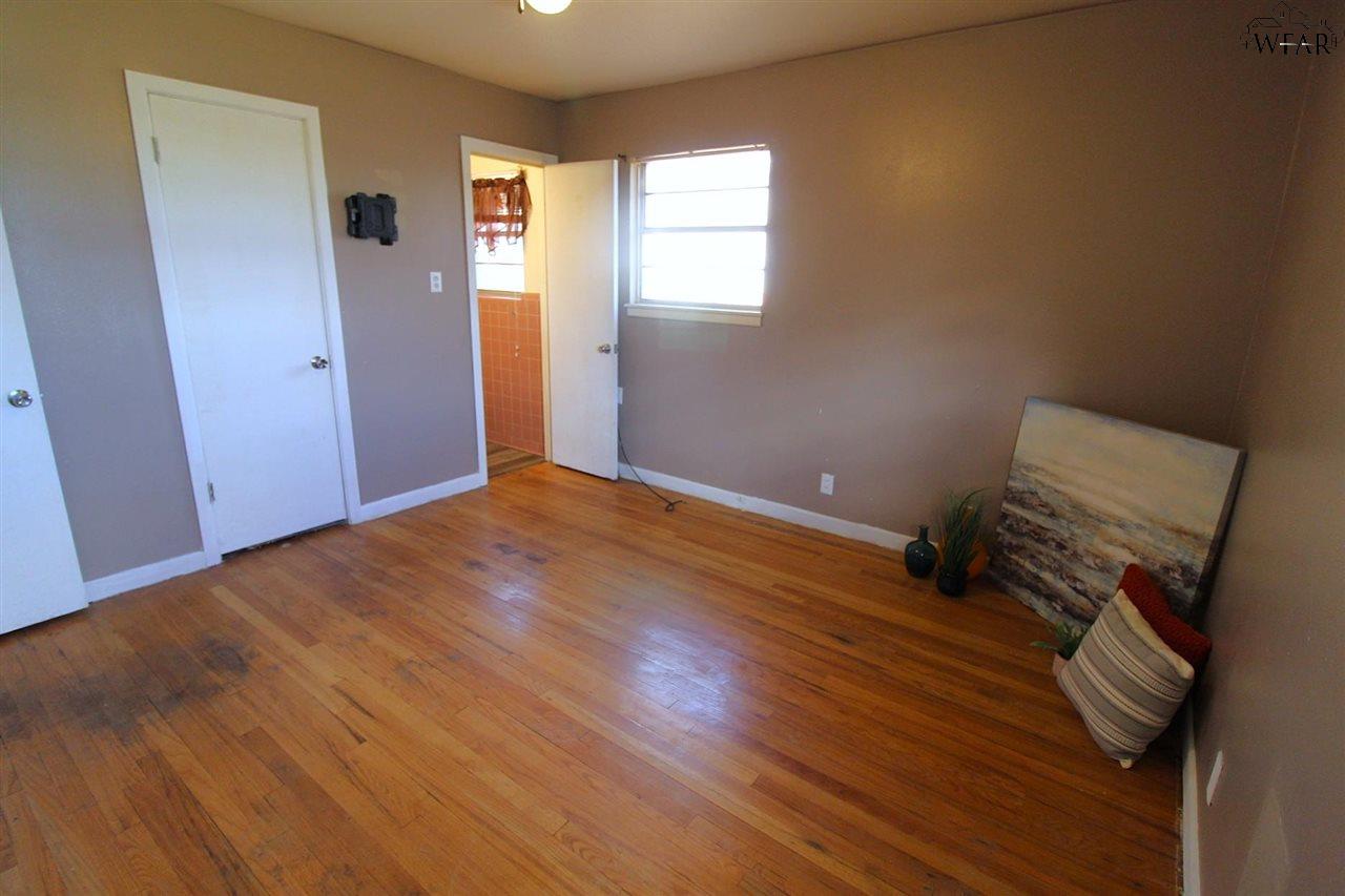 4949 S Lake Park Drive, Wichita Falls, Texas image 25