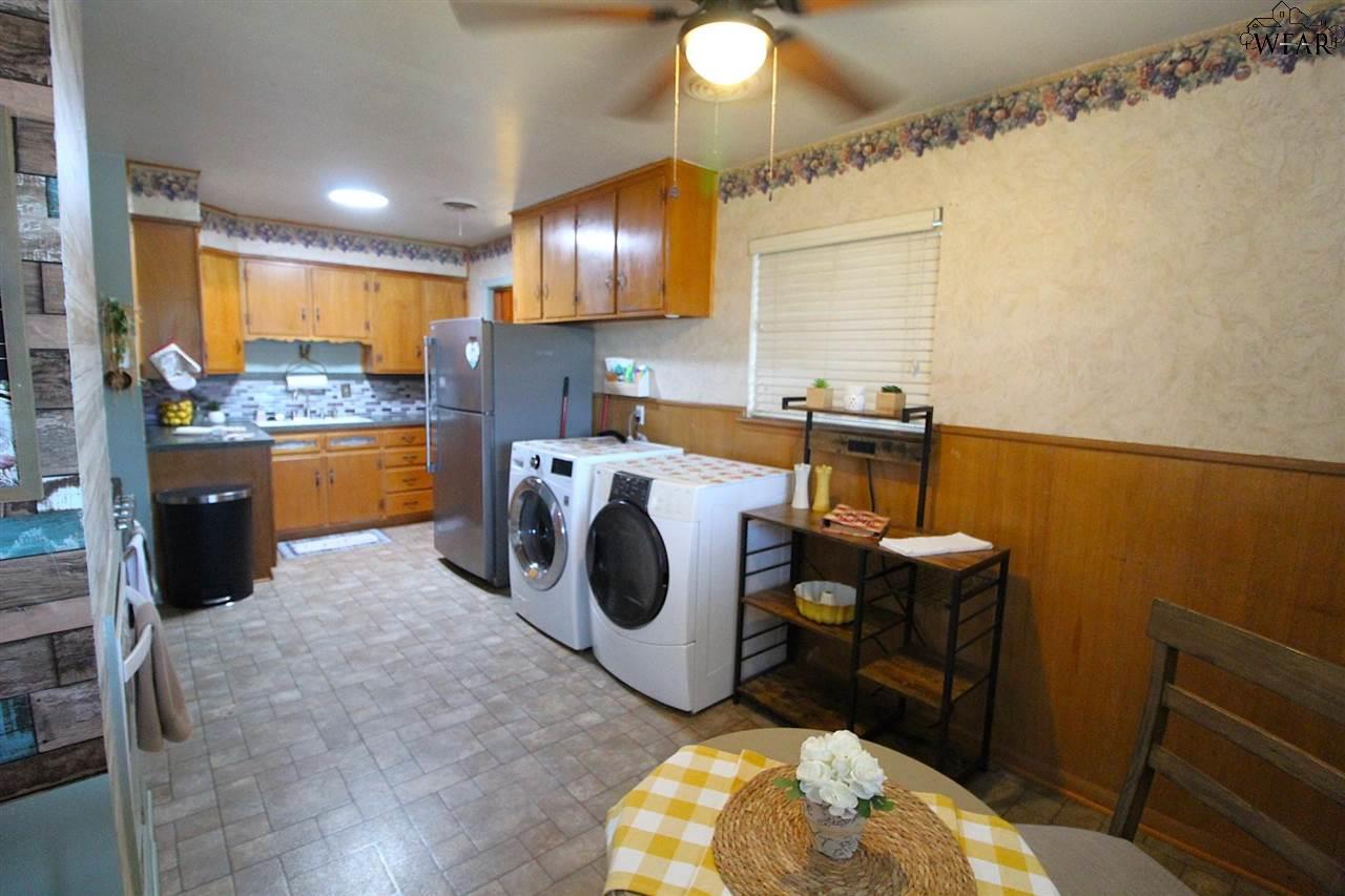 4949 S Lake Park Drive, Wichita Falls, Texas image 7