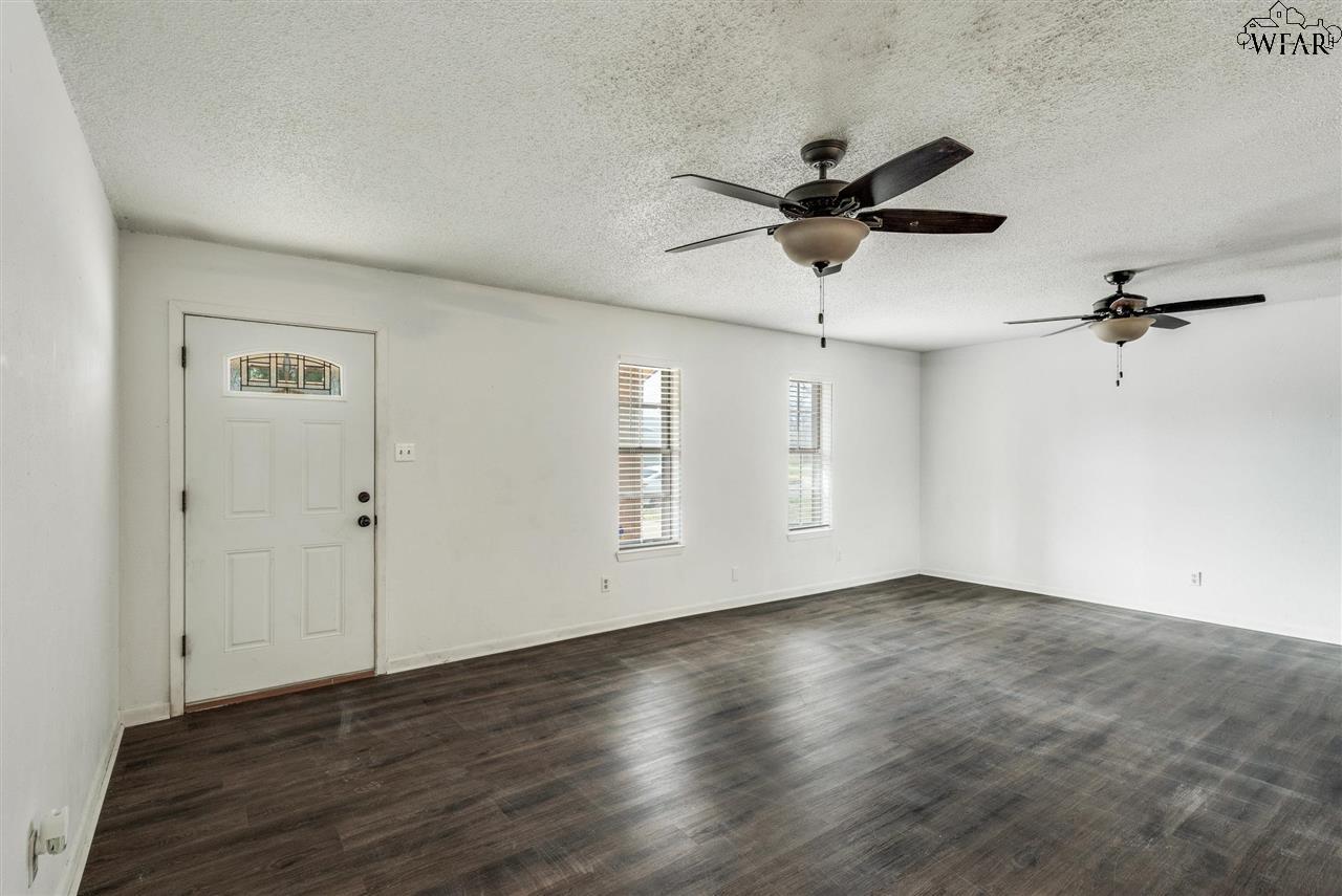 5140 Kingston Drive, Wichita Falls, Texas image 4