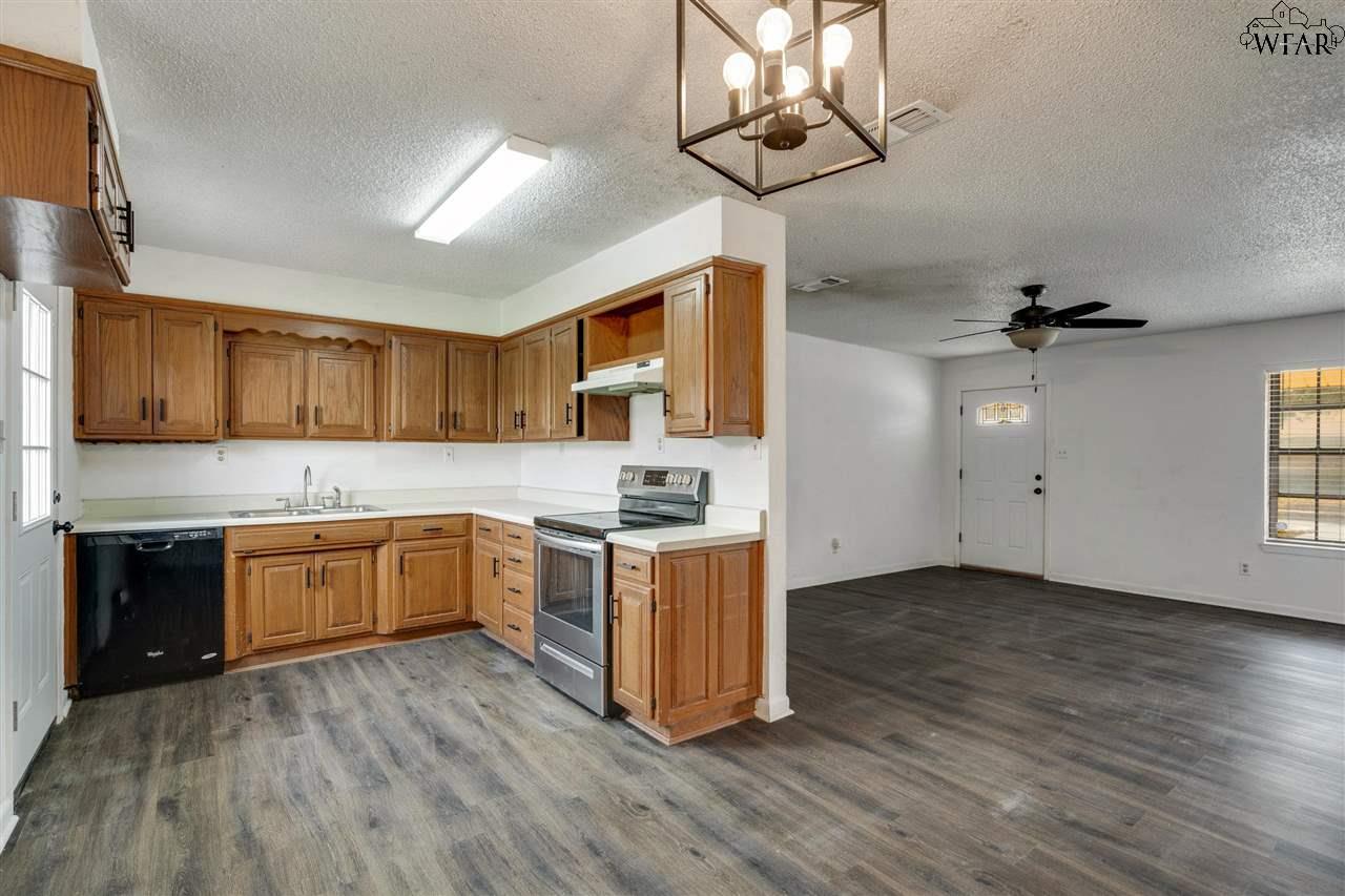 5140 Kingston Drive, Wichita Falls, Texas image 9