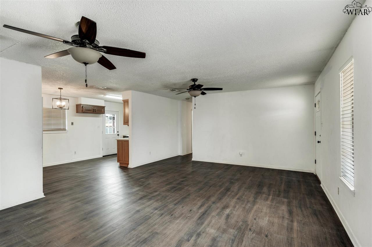 5140 Kingston Drive, Wichita Falls, Texas image 6