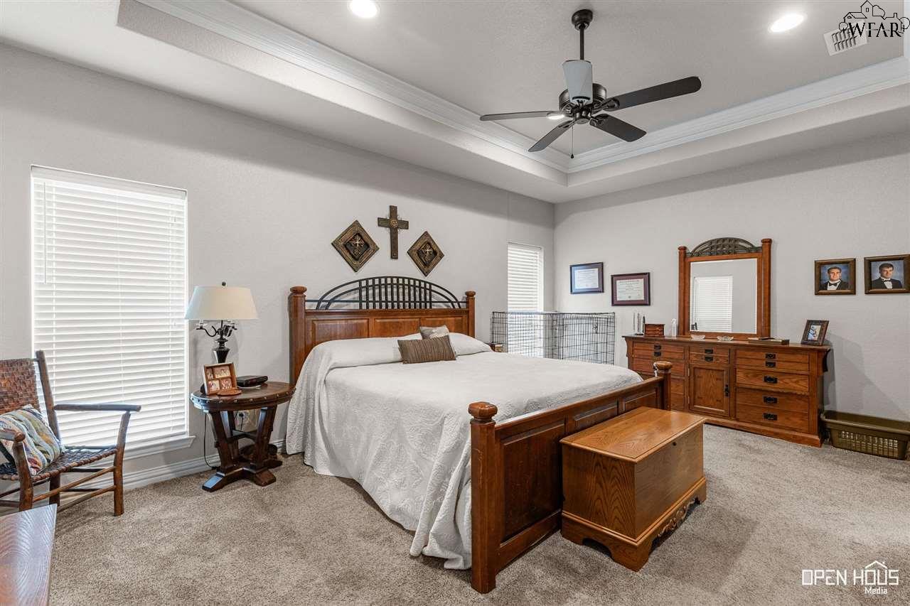 1010 Vineyard Lane, Henrietta, Texas image 7