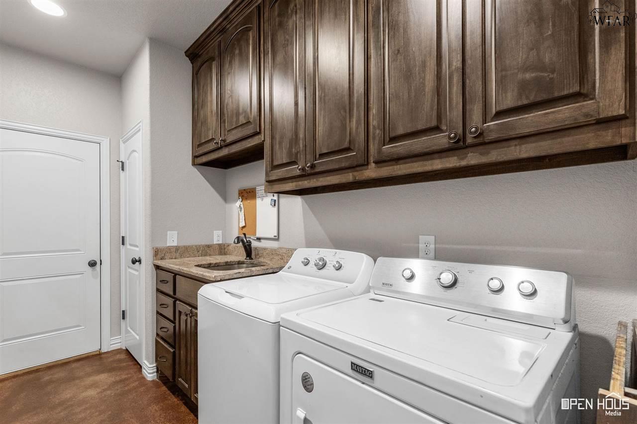 1010 Vineyard Lane, Henrietta, Texas image 17
