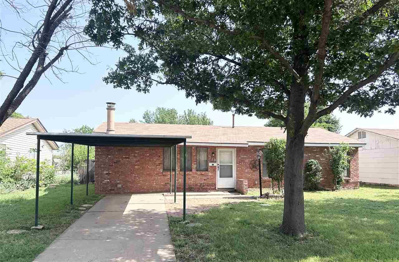 110 N Kirkwell Circle, Wichita Falls, Texas image 1