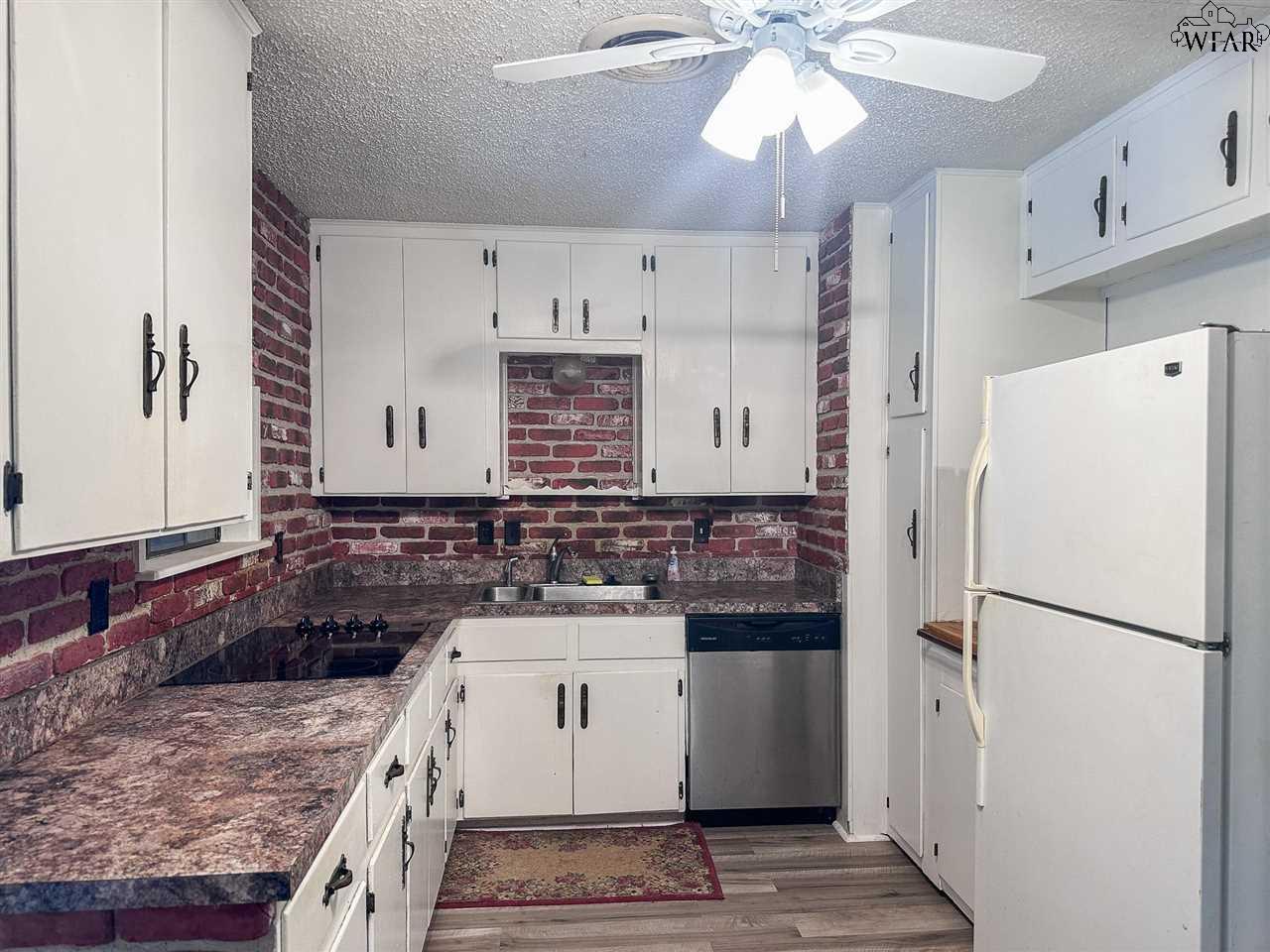110 N Kirkwell Circle, Wichita Falls, Texas image 5