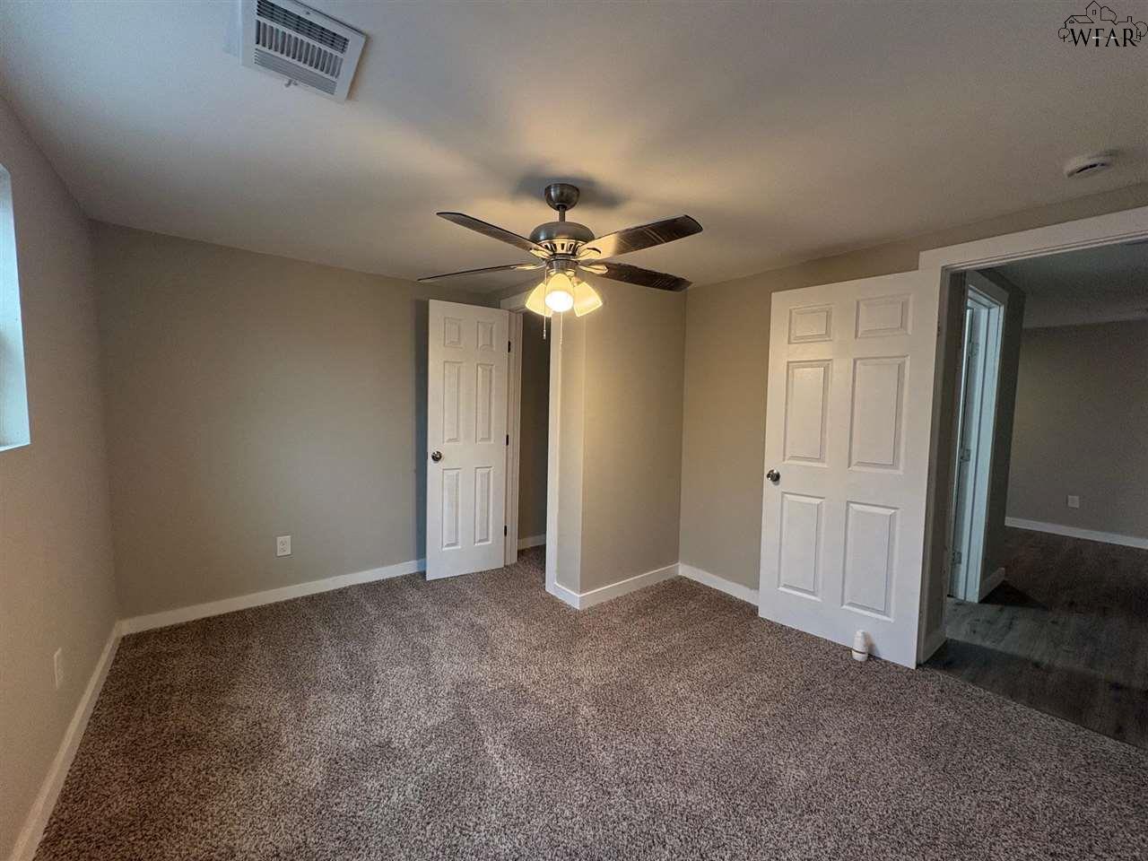 701 E Bank Street, Iowa Park, Texas image 6