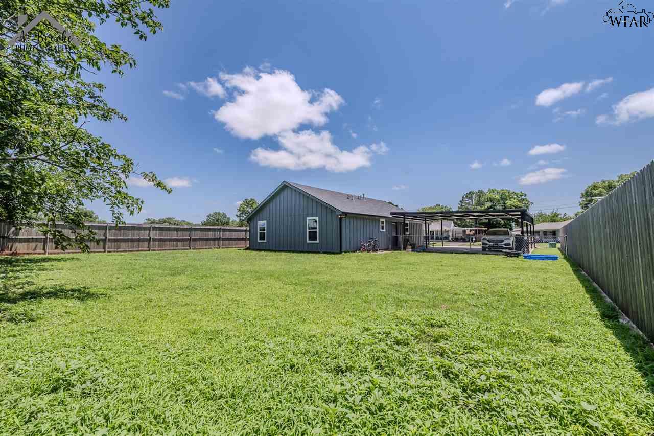 1304 E Spring Street, Henrietta, Texas image 29