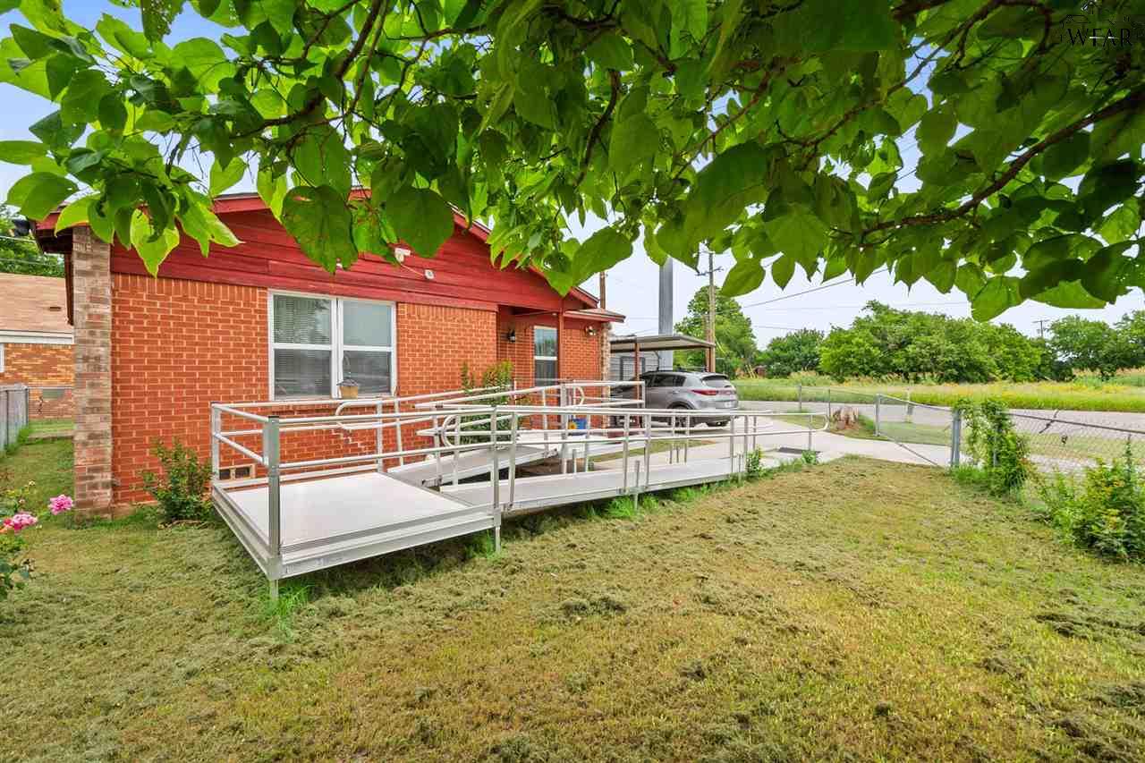 718 Barwise Street, Wichita Falls, Texas image 3