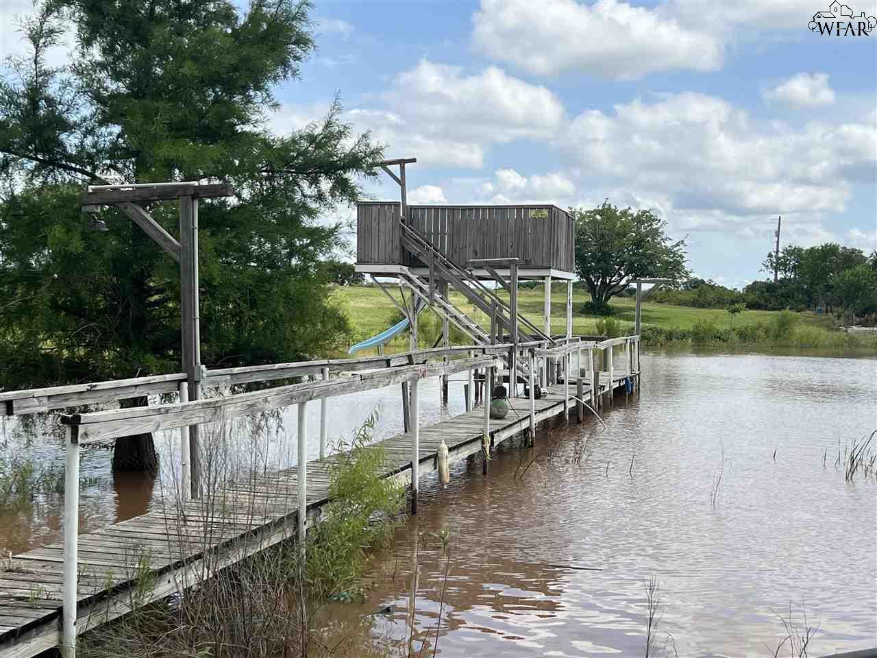1001 Miller Shores Road, Henrietta, Texas image 8