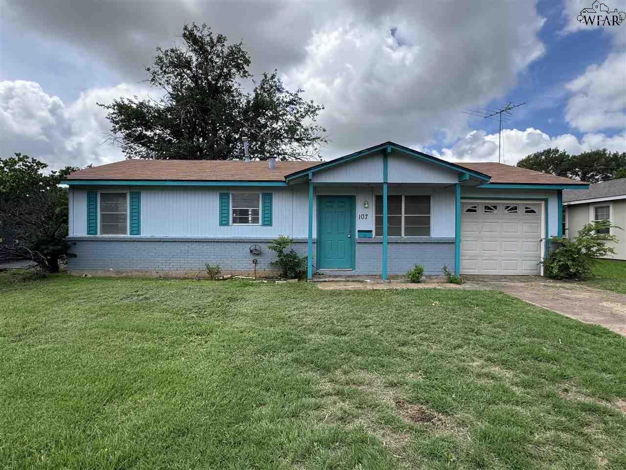 107 Devonshire Drive, Wichita Falls, New York image 1