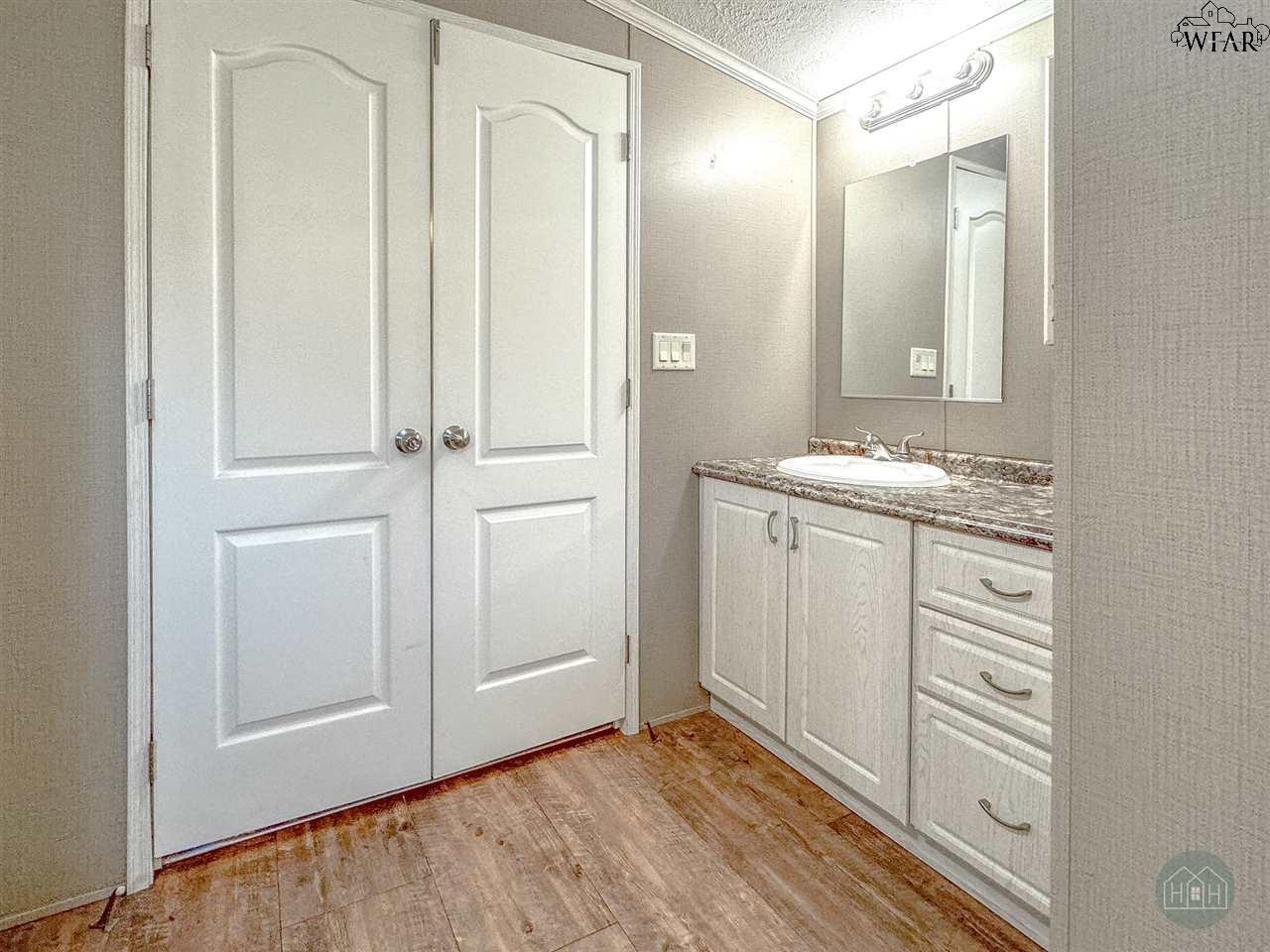 3617 Kelly Street, Vernon, Texas image 10
