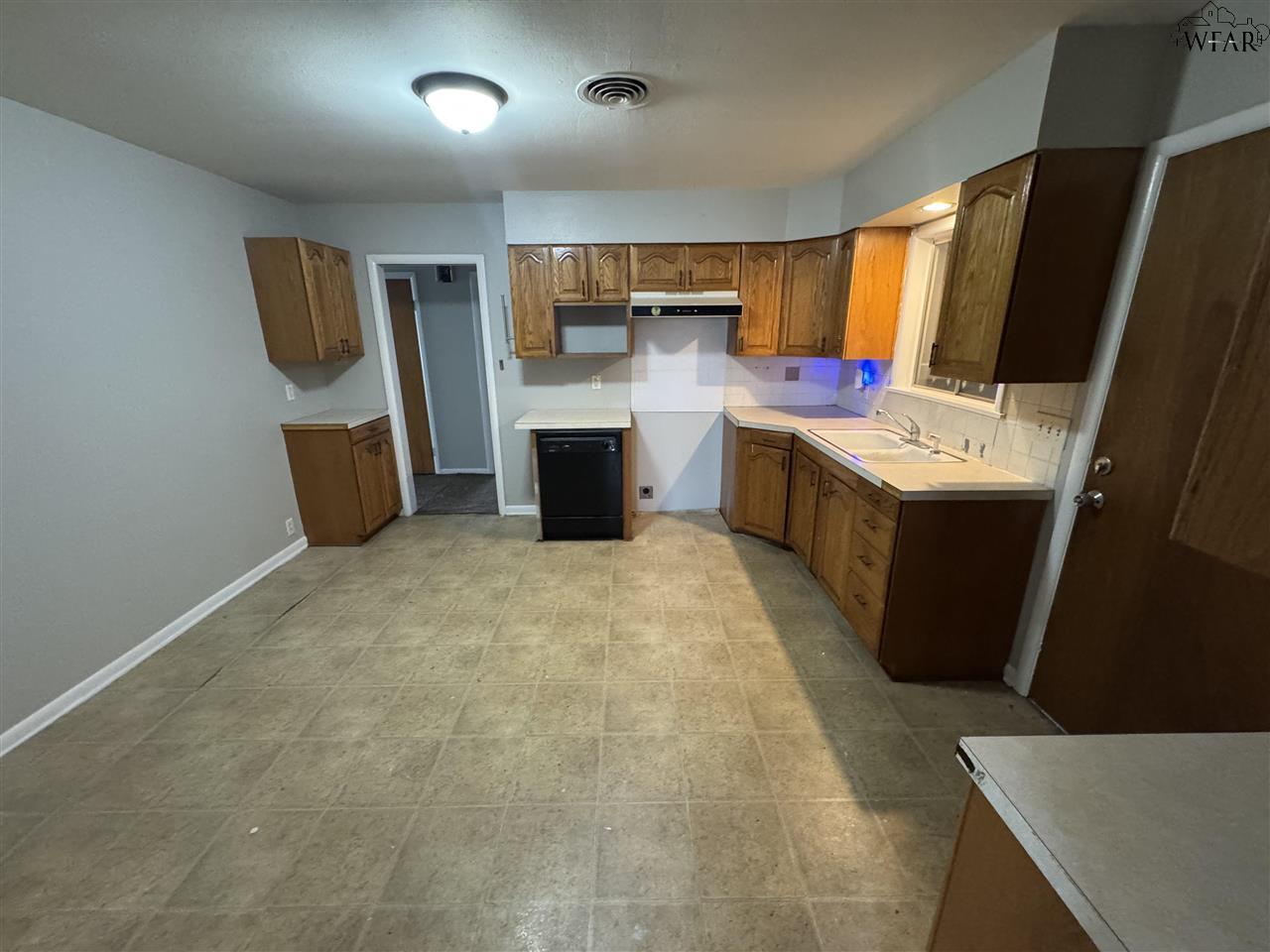 2115 Taft Boulevard, Wichita Falls, Texas image 10
