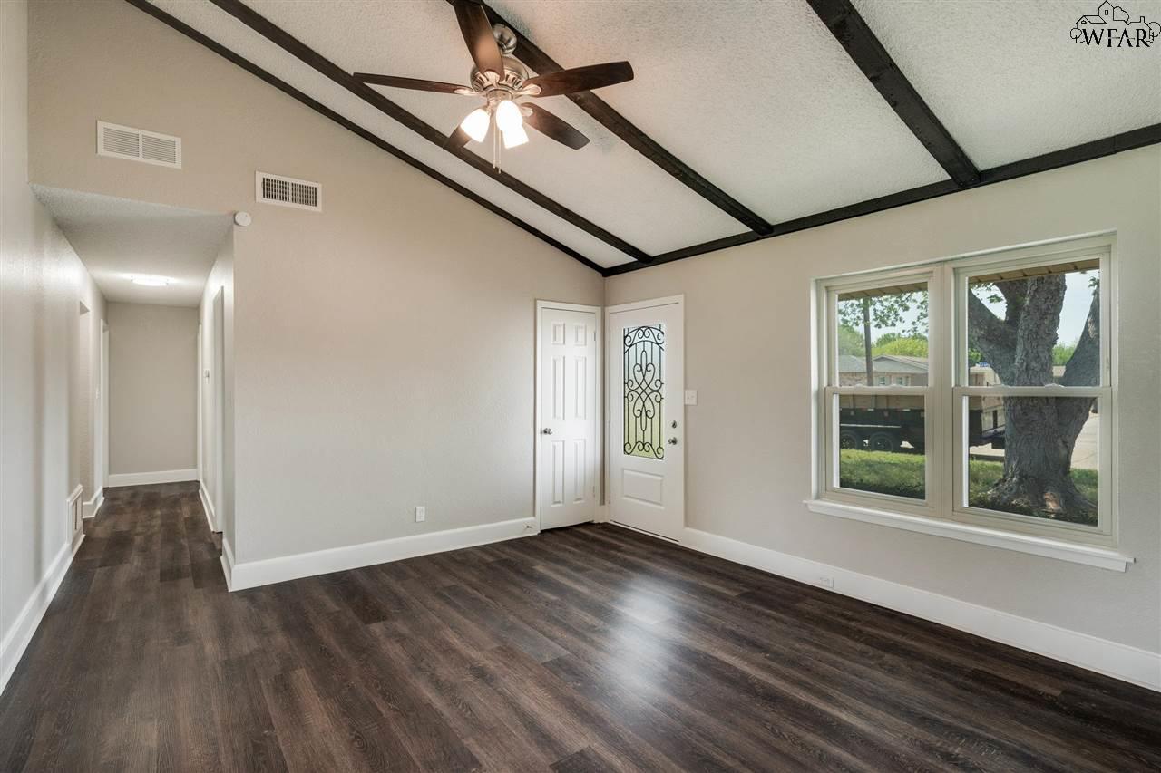 1631 Grandview East, Wichita Falls, Texas image 2