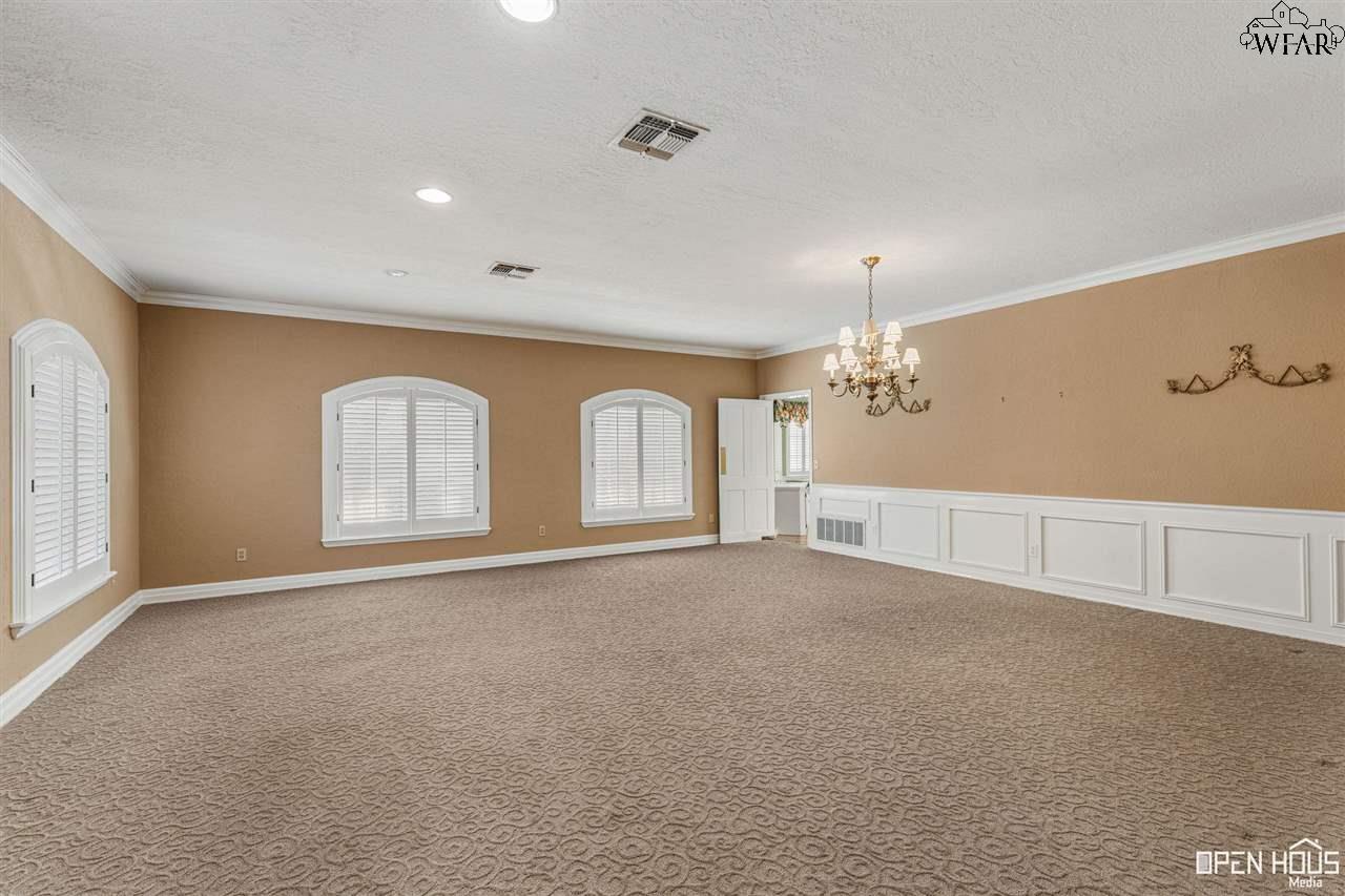 1704 Hursh Avenue, Wichita Falls, Texas image 5