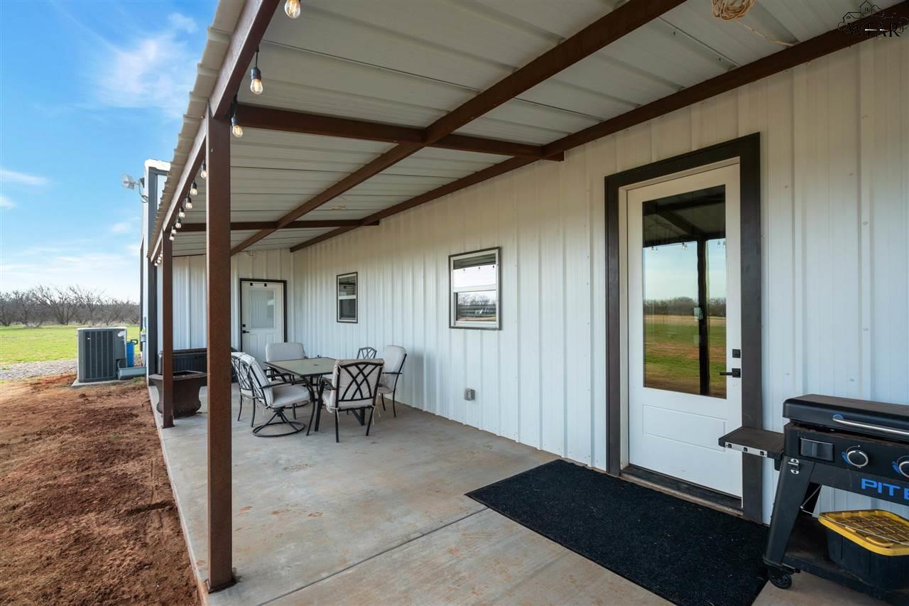 611 Andy Kenyon Road, Iowa Park, Texas image 25