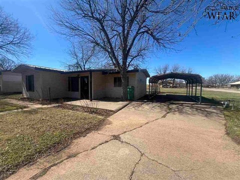 Homes For Rent - 400 S Colorado Avenue<br/> Wichita County, Iowa Park, TX 76367