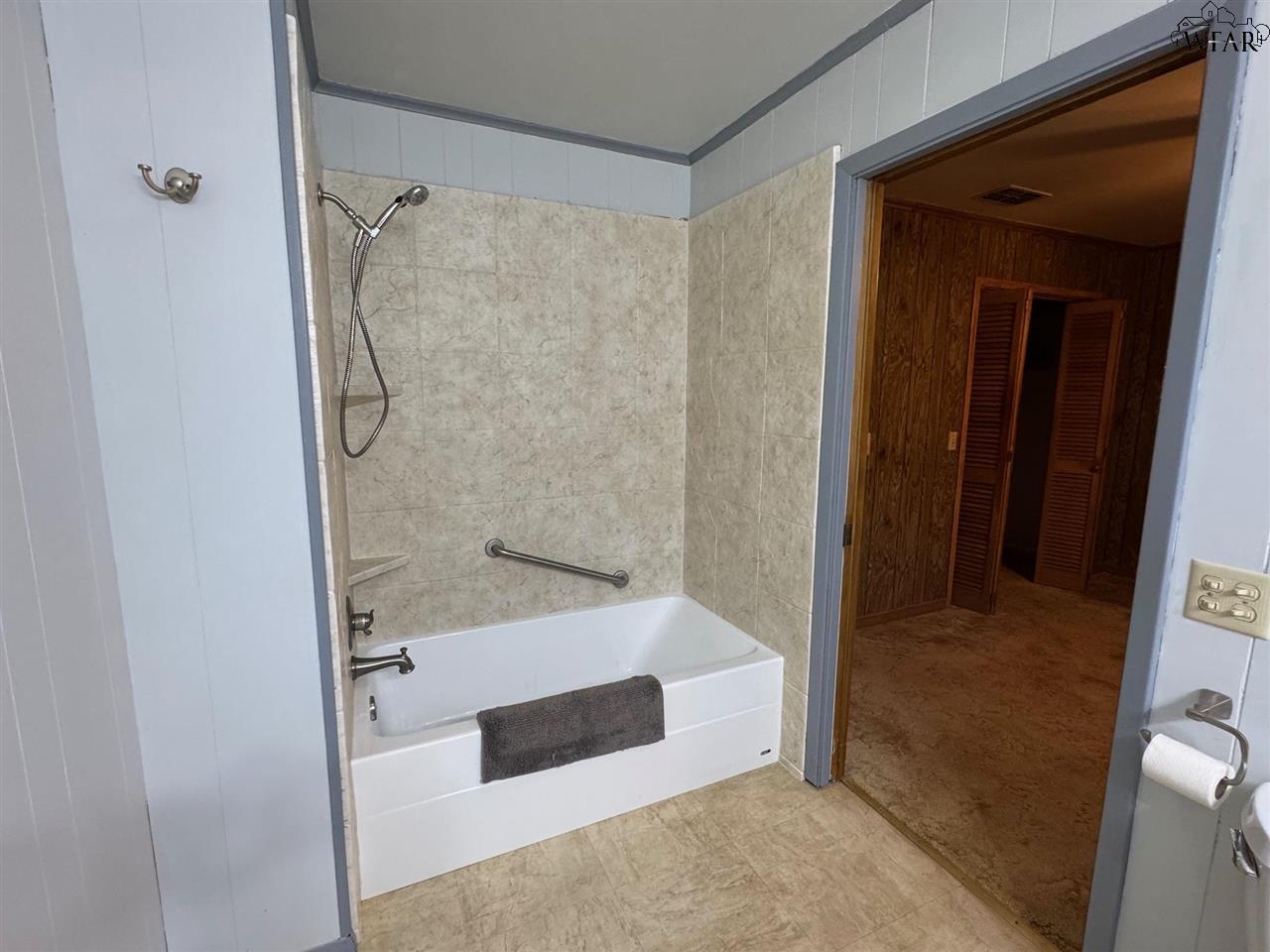 602 Stadium Drive, Seymour, Texas image 11