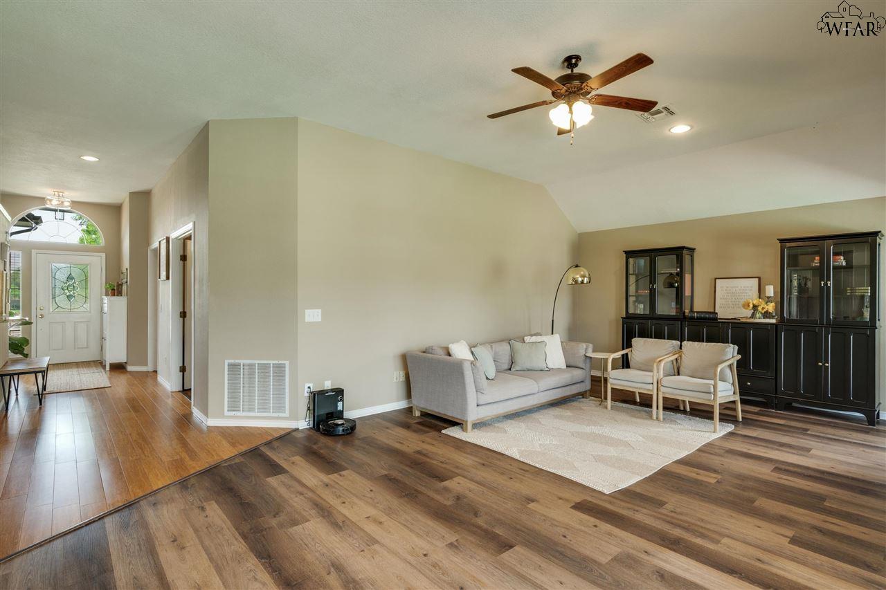 4502 Mallory Lane, Wichita Falls, Texas image 12