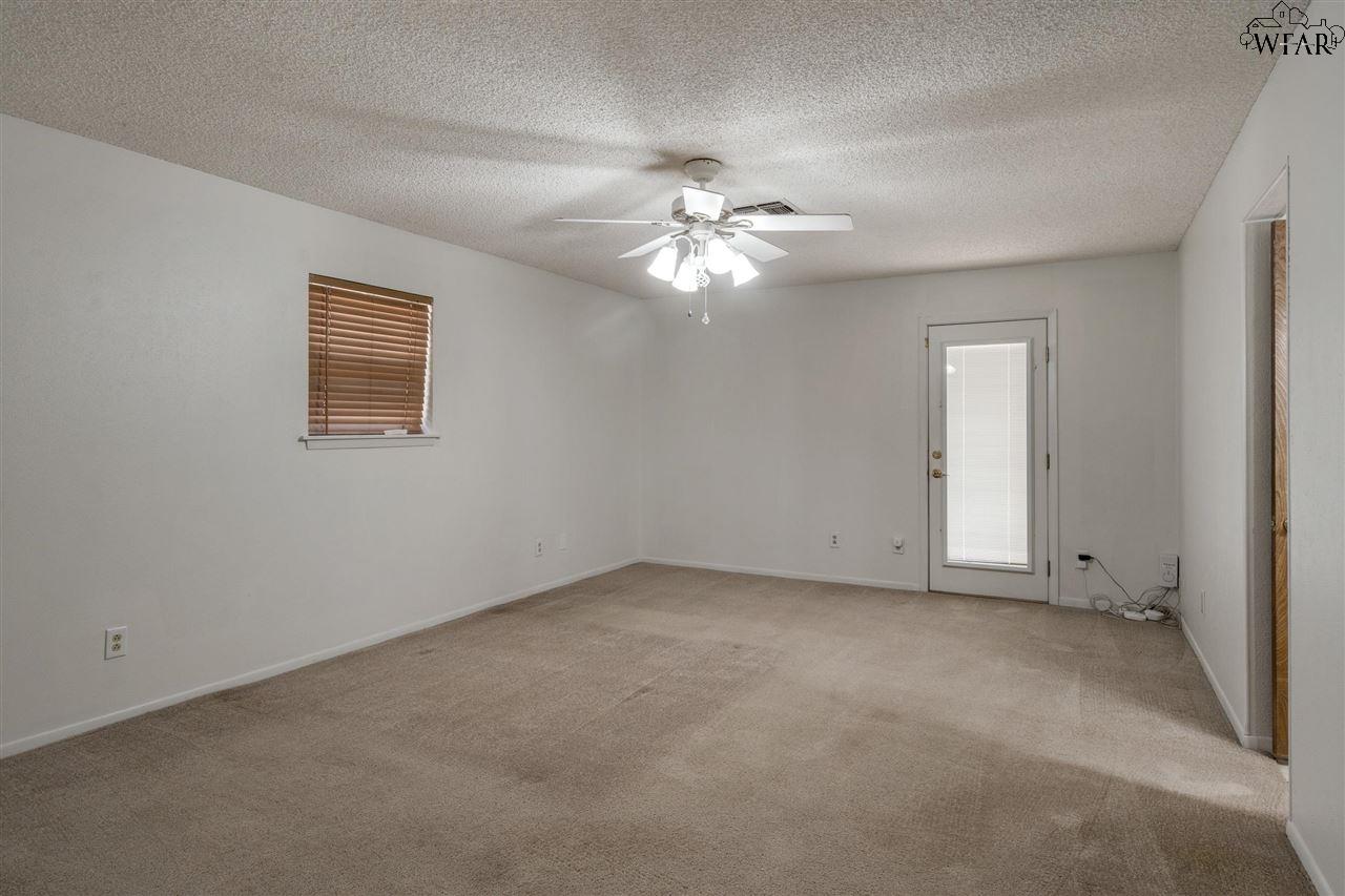 921 Kiowa Drive, Burkburnett, Texas image 11
