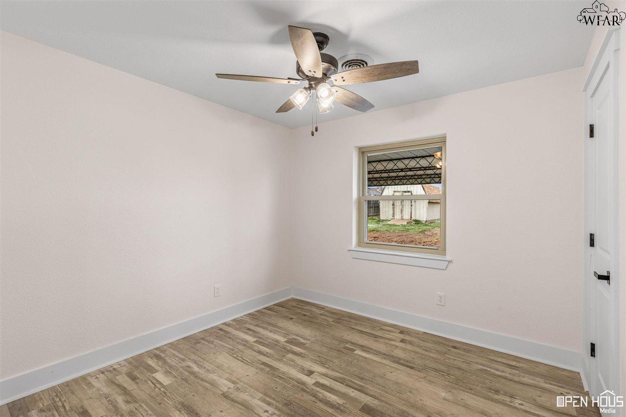 504 W Rebecca Avenue, Iowa Park, Texas image 18