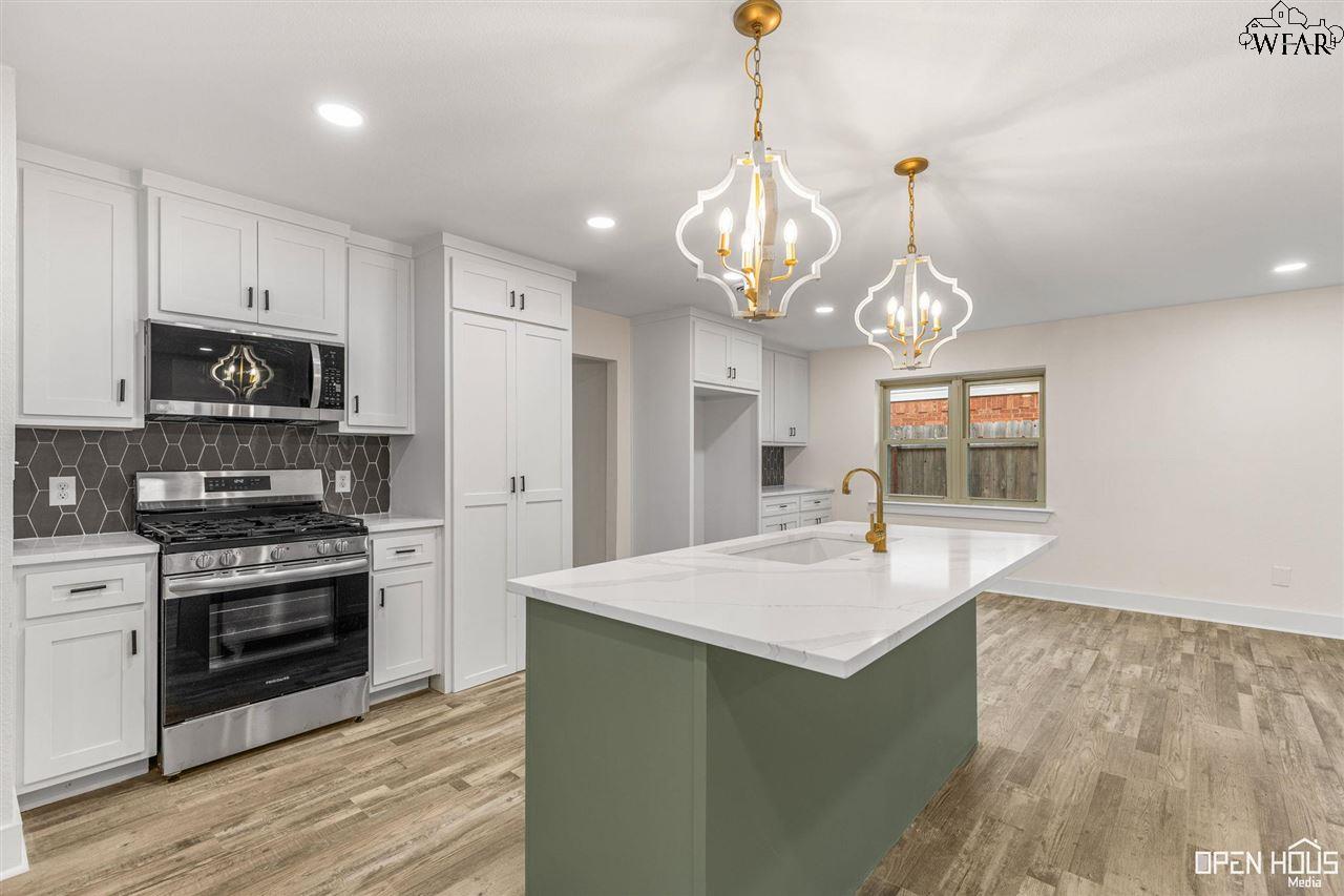 504 W Rebecca Avenue, Iowa Park, Texas image 9