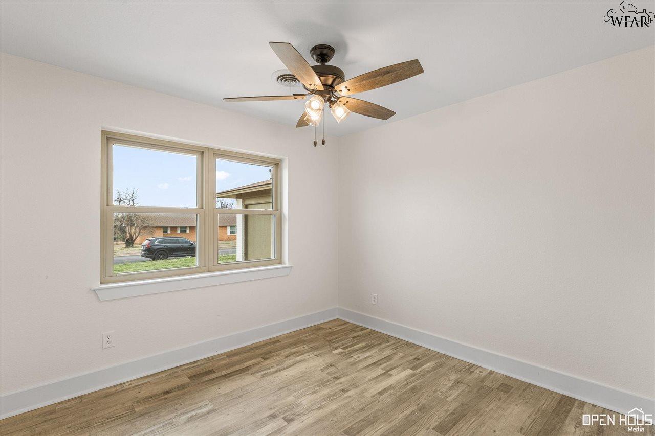 504 W Rebecca Avenue, Iowa Park, Texas image 20