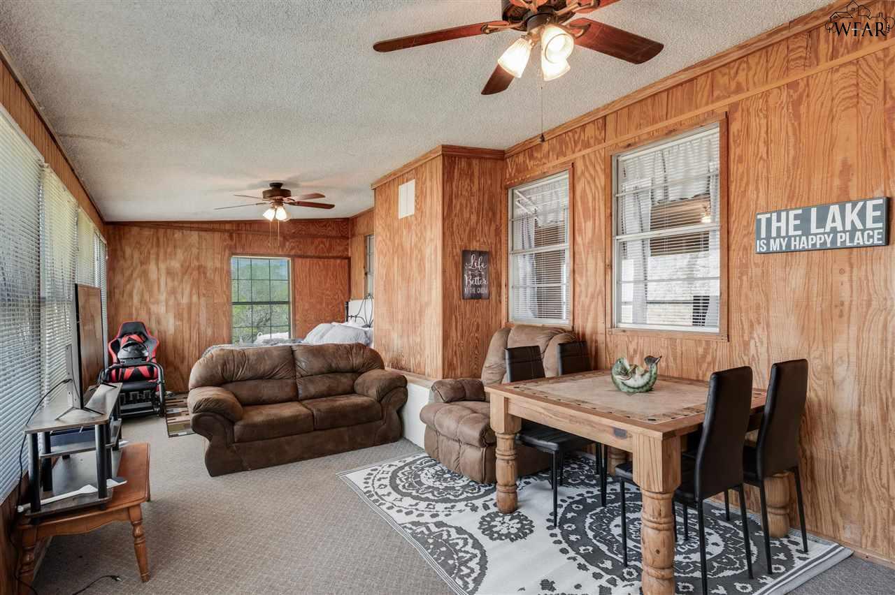 1538 S South Lake Road, Holliday, Texas image 17
