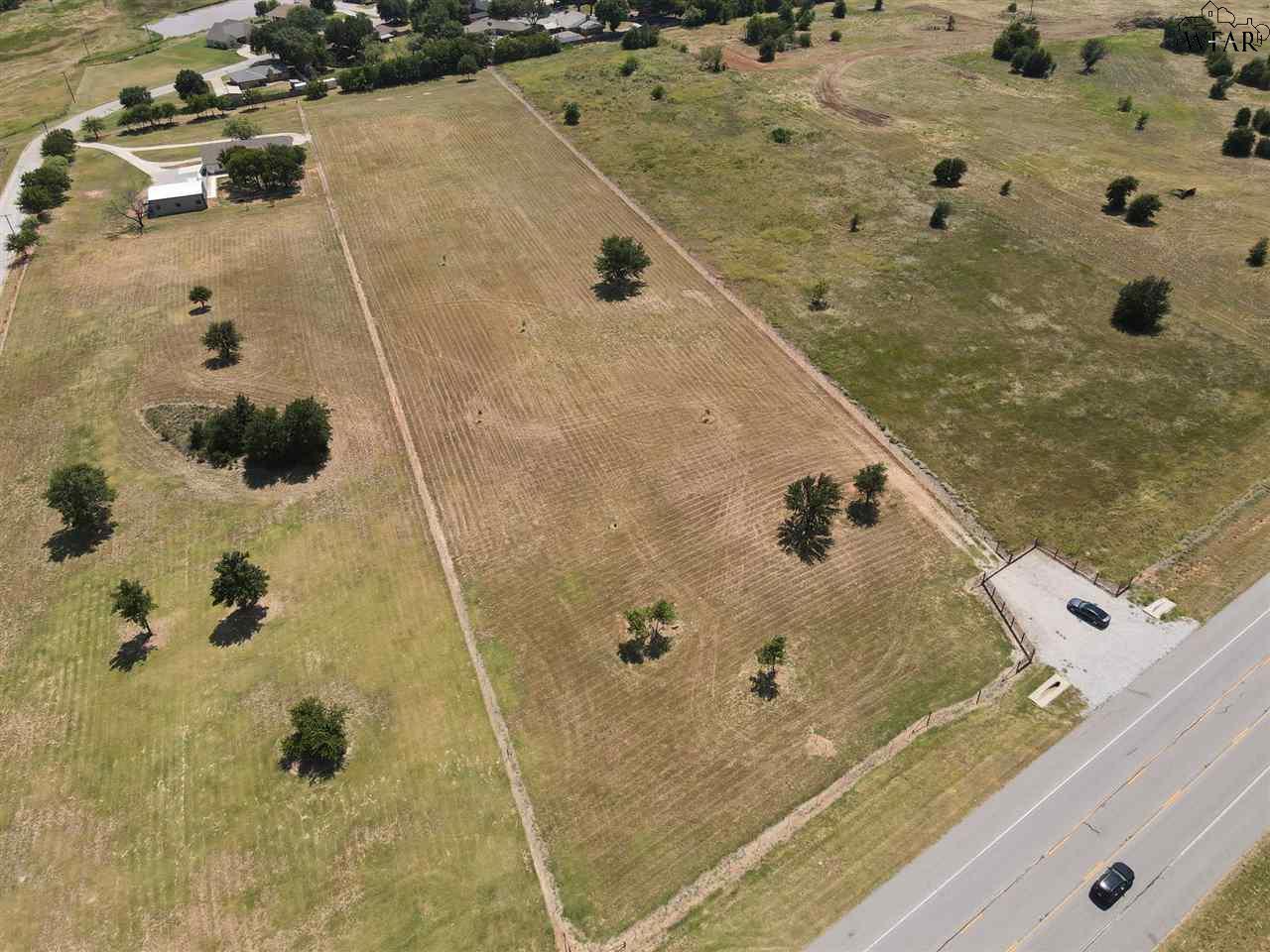 1413 E Omega Street, Henrietta, Texas image 5