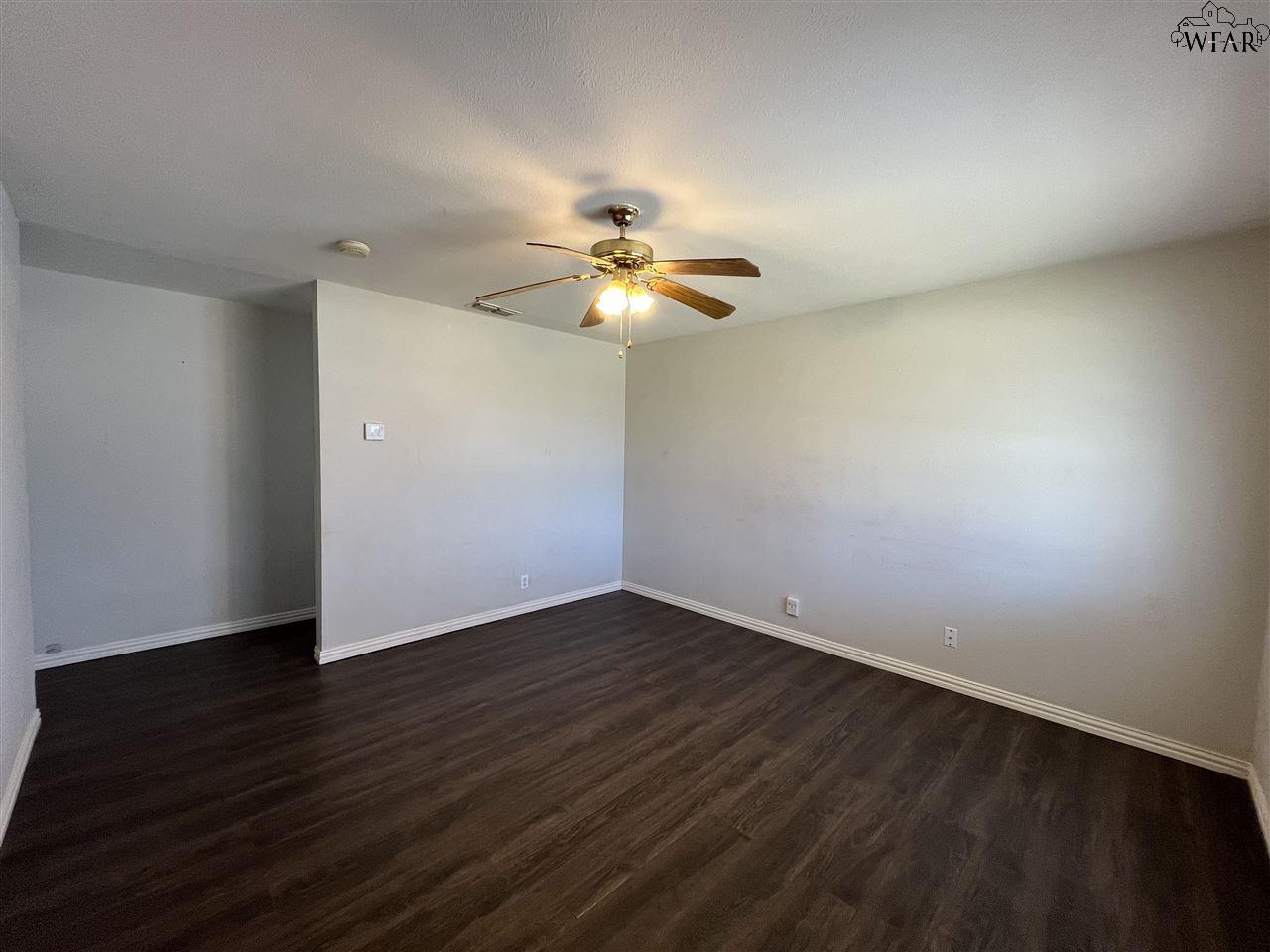 1612 Las Vegas Trail, Wichita Falls, Texas image 3