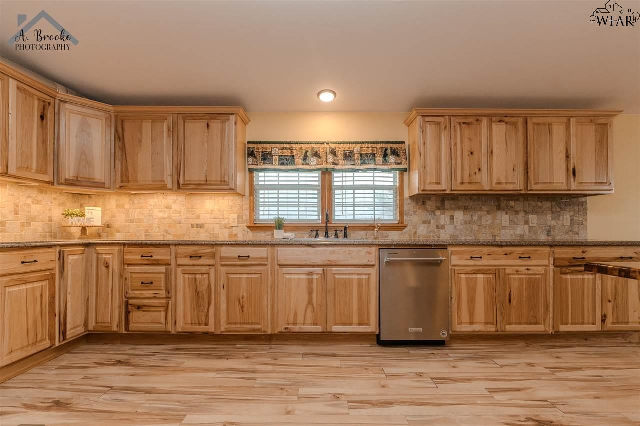 1405 S Fm 369, Burkburnett, Texas image 11