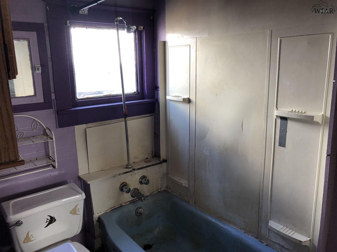 407 W Harrison Street, Electra, Texas image 14