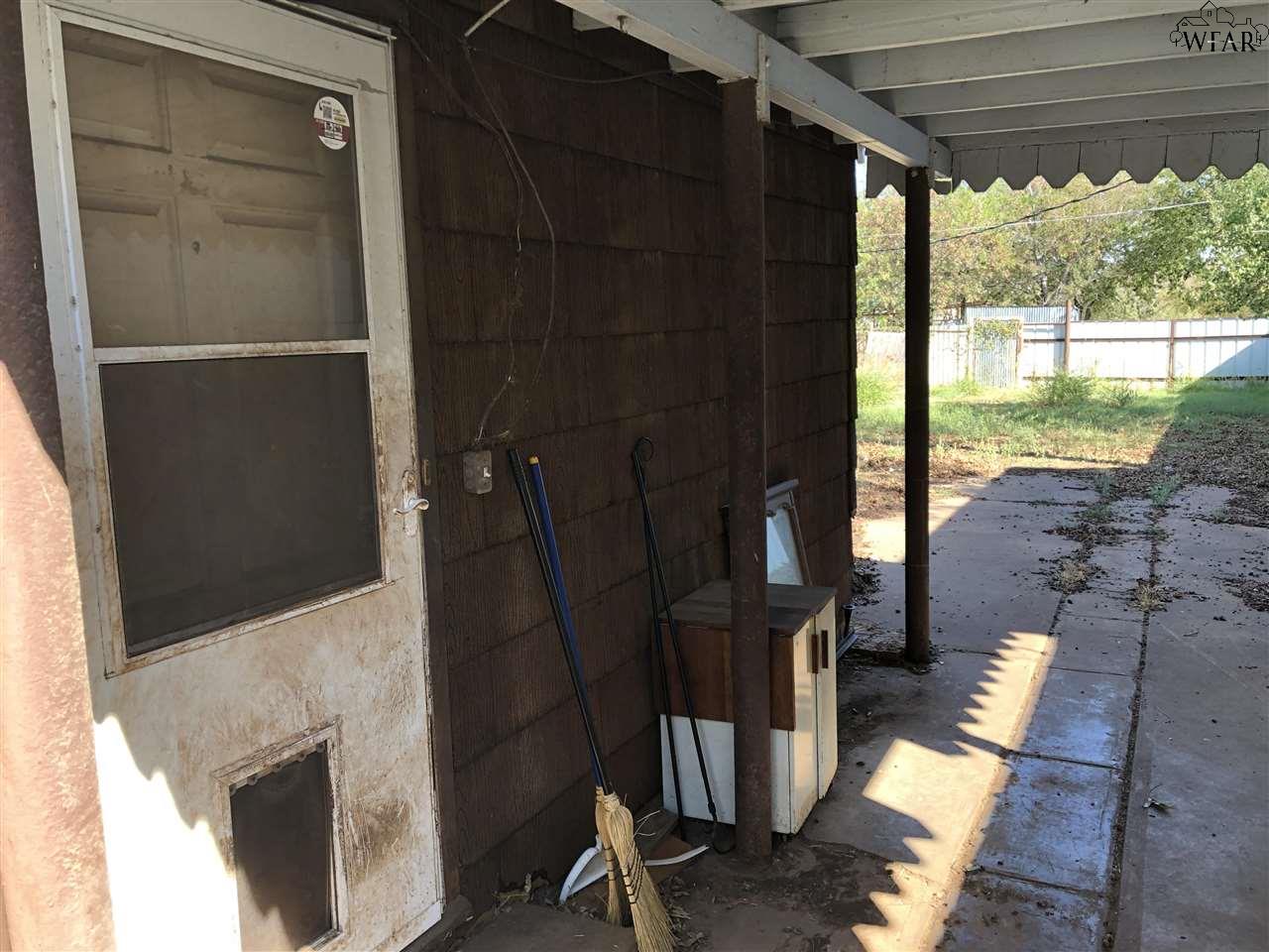 407 W Harrison Street, Electra, Texas image 7