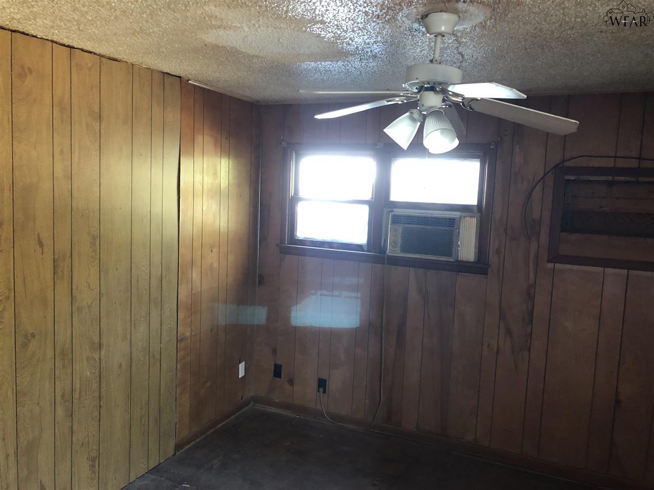 407 W Harrison Street, Electra, Texas image 18